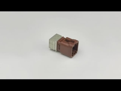 يتم قبول موصلات PCB الصغيرة ذات الزاوية اليمنى للسيارات من FAKRA ، OEM ODM